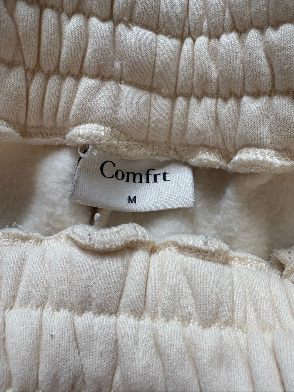 Pale yellow Comfrt Signature sweatpants